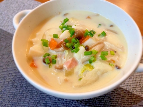 コクうま♡野菜たっぷり豆乳味噌スープ